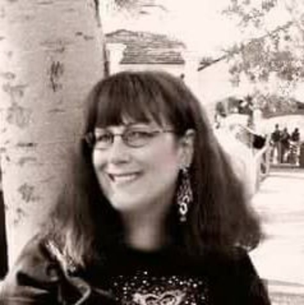 Meet your Posher, Laurie